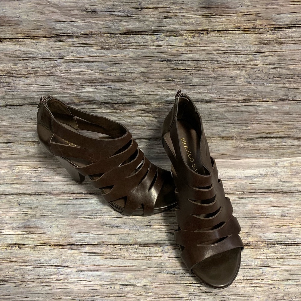 Cute heels - Picture 2 of 4
